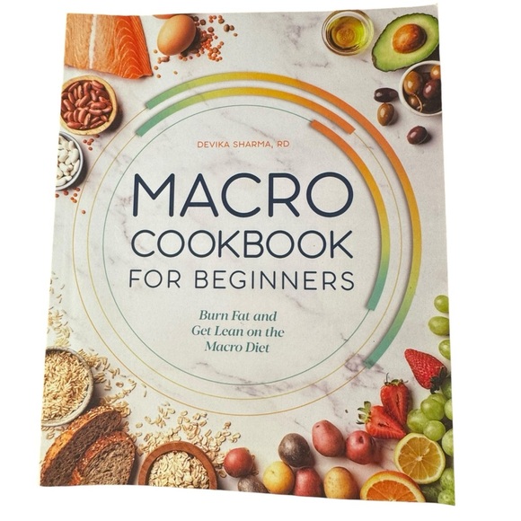 Macro Cookbook for Beginners by Devika Sharma - Picture 1 of 3